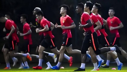 当年是什么原因将庞大的中国恒大集团压倒的?