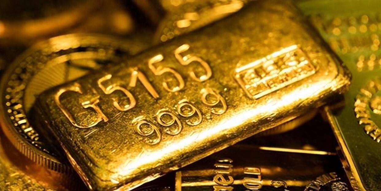 今日实时水贝金价行情,黄金突破4140美元,有人囤金条有人卖旧首饰