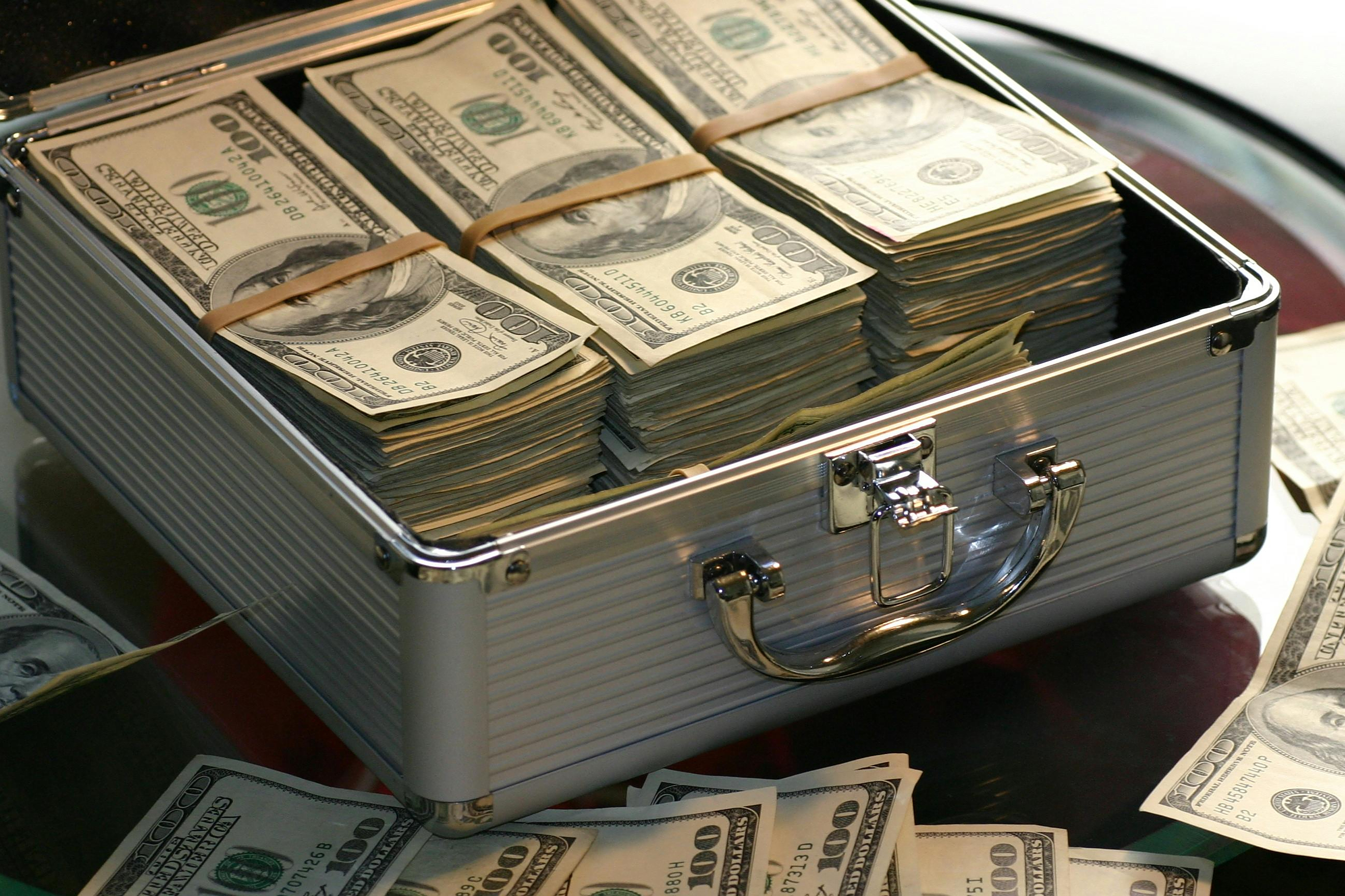 国际货币交易(国际货币交易系统)